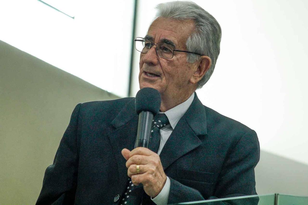 Pastor Neri Schardosim